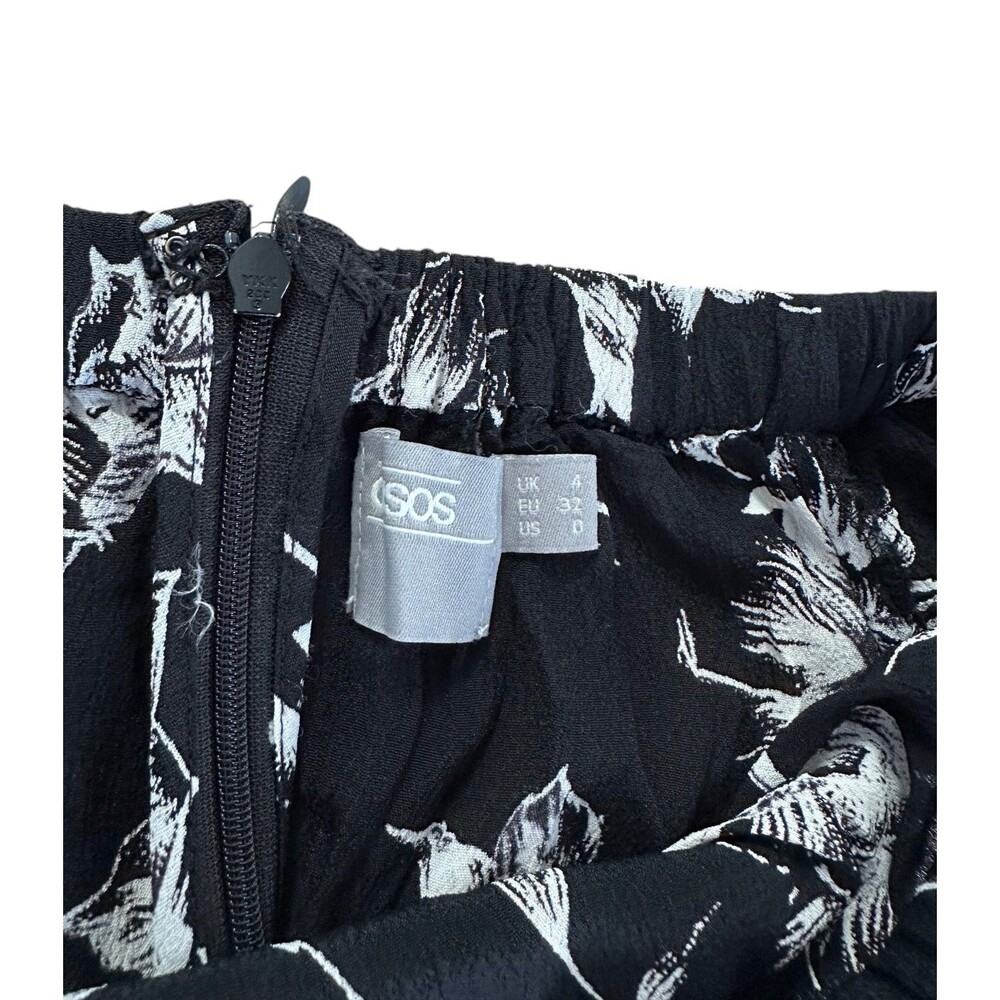 Asos Women's Cropped Viscose Jumpsuit 3/4 Sleeve Size 0 Black White Printed - Picture 4 of 8